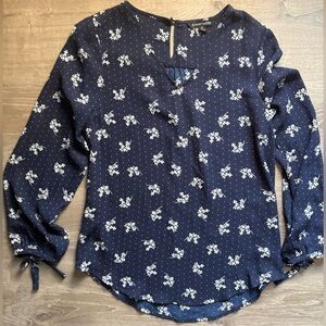 41 Hawthorn Navy Floral Blouse